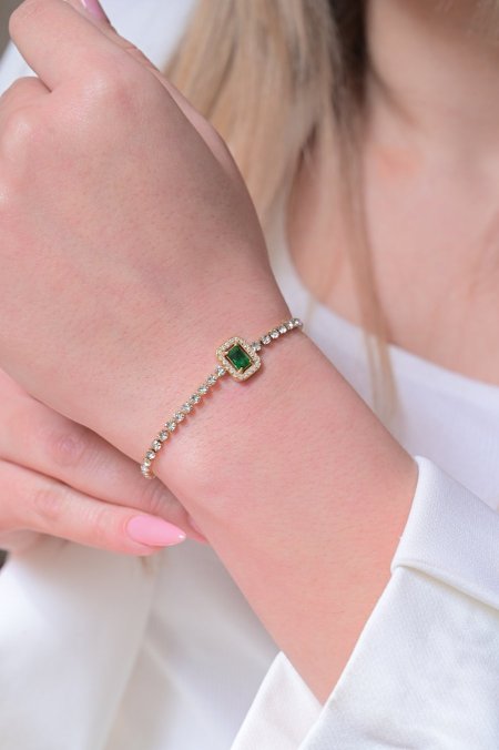 اسواره زركون مع حجر اخضر مربع