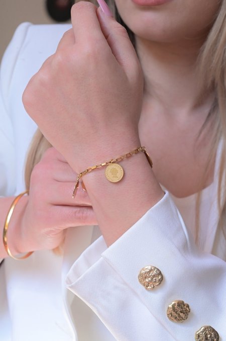 اسواره مريم ليرات انجليزي كبير