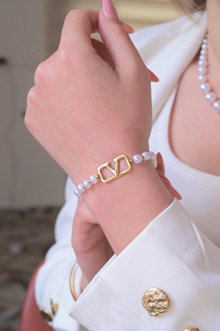 اسواره مريم V مع لولو