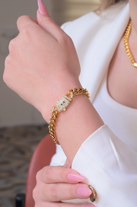 اسواره مريم موناكو مع زركون