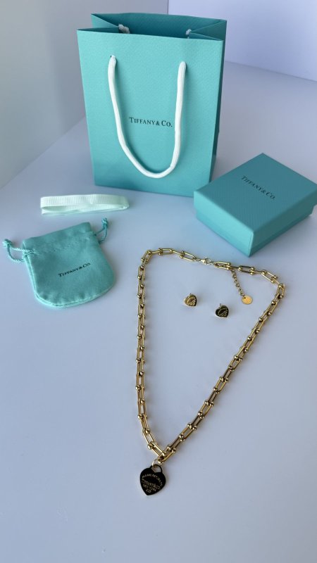 طقم تيفاني قطعتين ذهبي