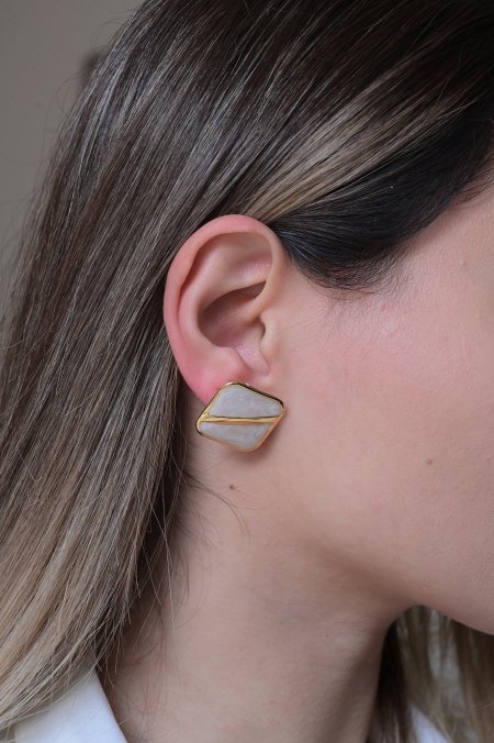 حلق مريم بيج مع ذهبي مربع