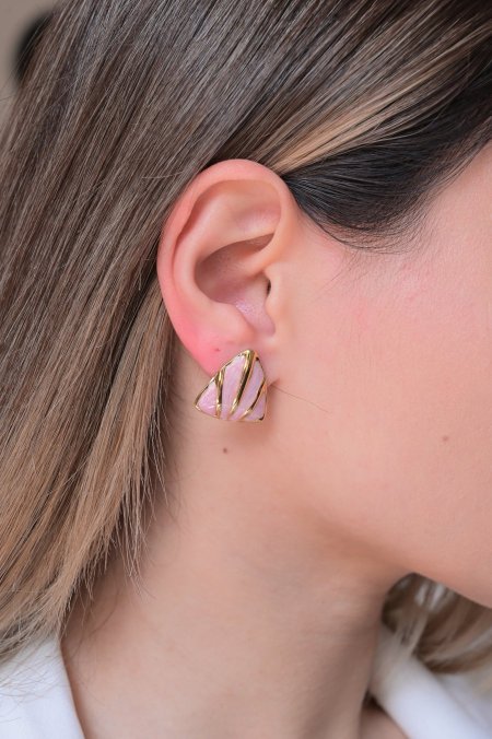 حلق مريم زهري مع ذهبي مثلث