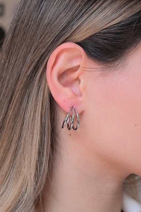 حلق مريم ذهبي