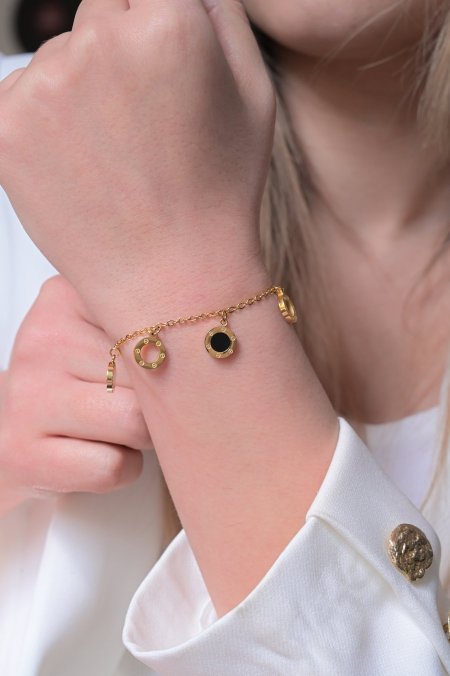 اسواره كارتيير رفيع ذهبي مع اسود