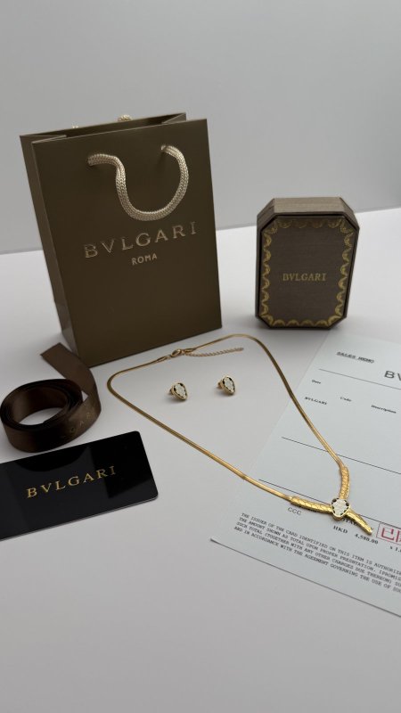 طقم ماركه حلق مع سنسال BVLGARI شامل الملحقات الاصليه