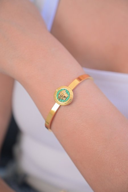 اسواره فيرزاتشي لون اخضر