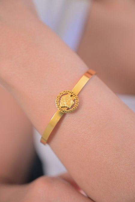 اسواره فيرزاتشي ذهبي