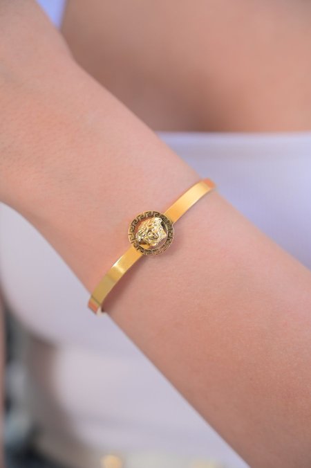 اسواره فيرزاتشي ذهبي