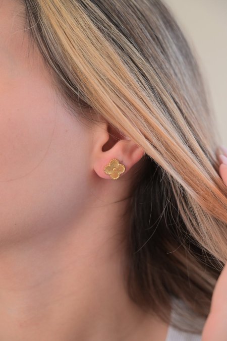 حلق فان كليف ذهبي