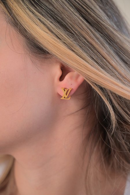 حلق  lv لويس فيتون